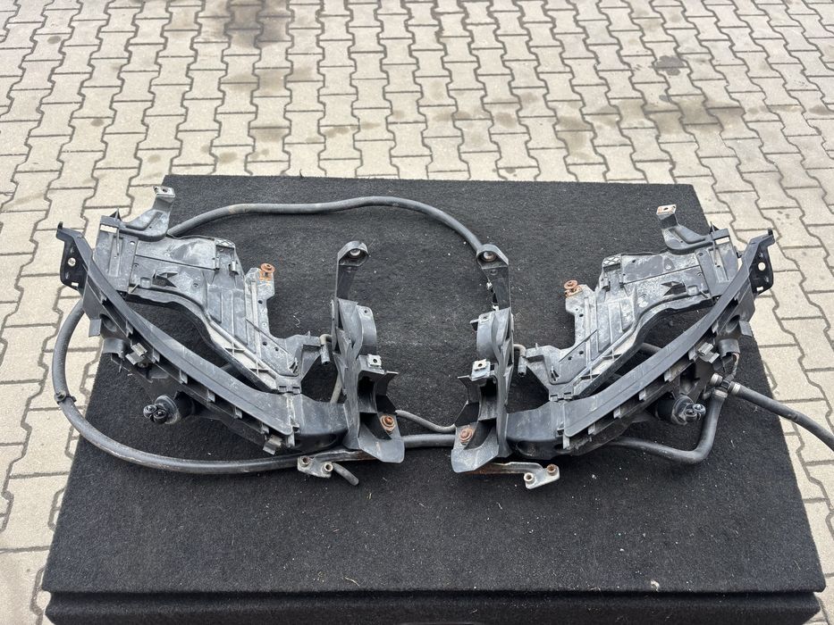Suport far cu spalator de far Audi A4 B8 2008 8K0805608A 8K0805607A