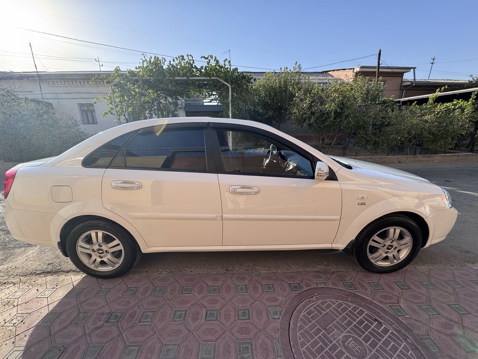 Chevrolet Lasetti 1.6 avtomat