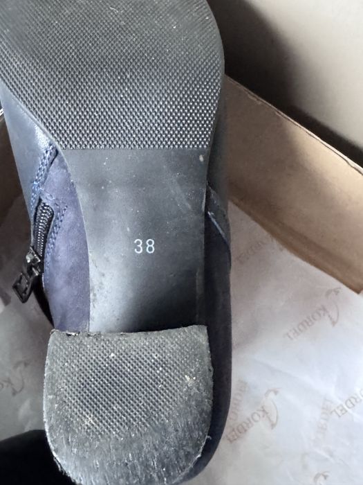 Kilipir! Ghete botine elegante, de damă, nr. 38, stare buna