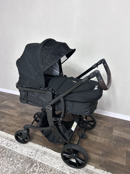 Продам коляску в идеальном состоянии