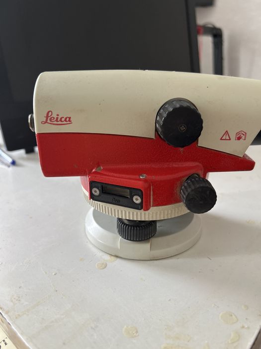 Стройтелный инструмент