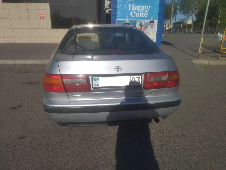 Toyota carina E 1996 г.
