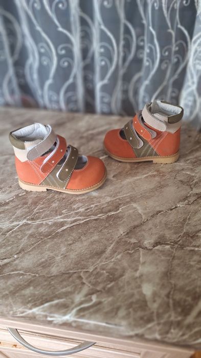 Турецкие кожанные ортопедические туфлиTurkcha charm ortopedik poyabzal