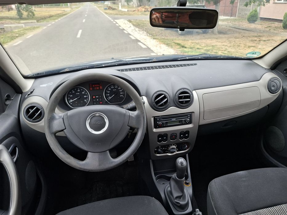 Se vinde Dacia Sandero 1.2 Benzină, anul 2010.