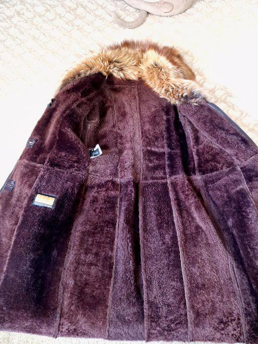 Продам женскую дубленку