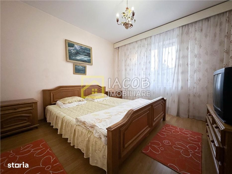 Apartament 3 camere de inchiriat – Bacau, Str. Panselelor