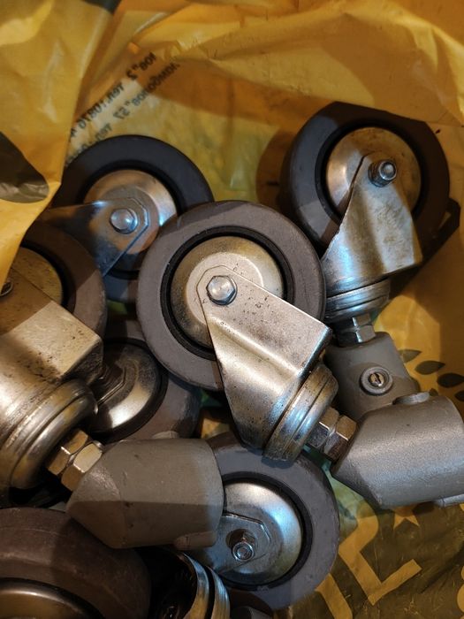 Продавам Manfrotto стативи за осветление