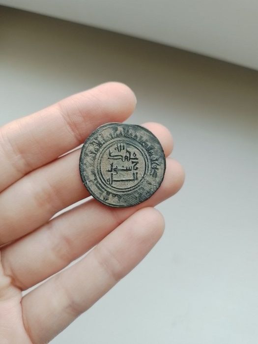 Сотилади Корохоний Лар тангалари монета соин танга