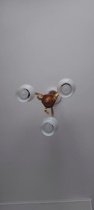 Люстра 3х рожковая