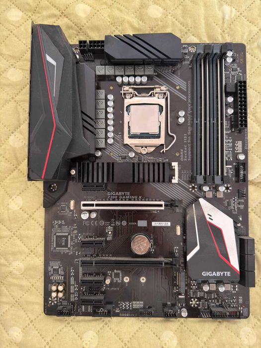 Kit Placa de baza Gigabyte Z390 Gaming X + Procesor Intel i7 9700k
