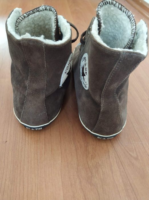 Converse originale din piele nr. 39