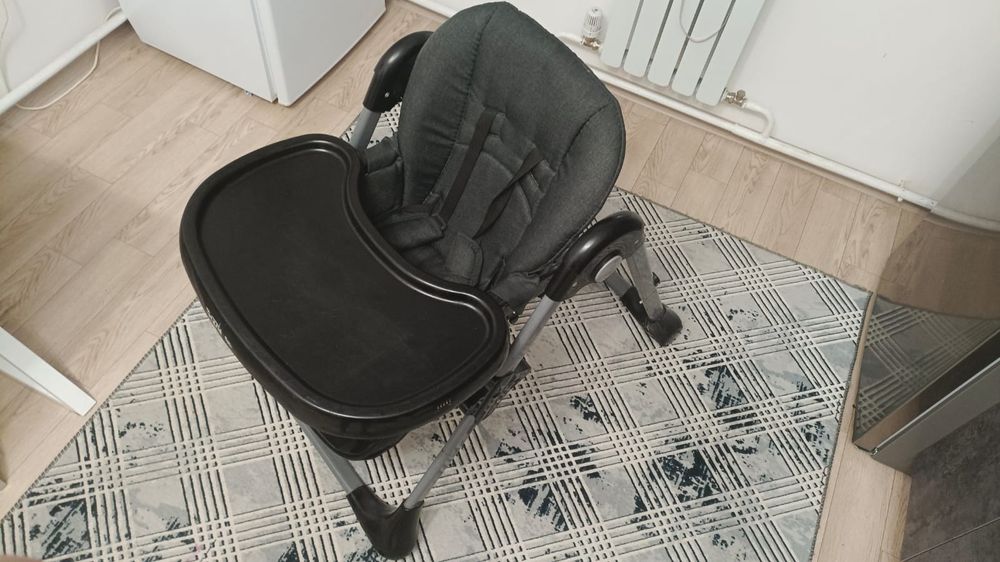 Продам стул детский