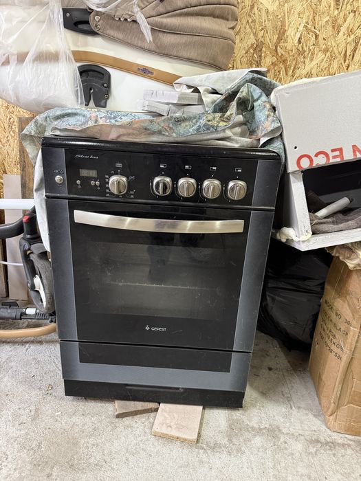 Продам газовую плиту б/у