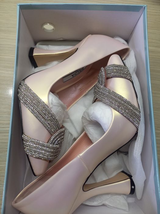 Женские туфли, новые