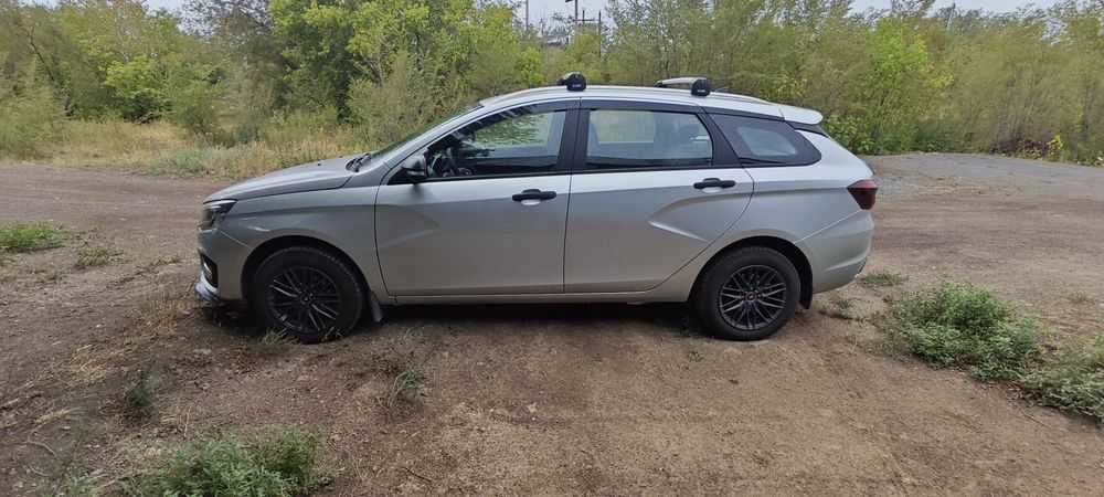 Lada vesta sw ...
