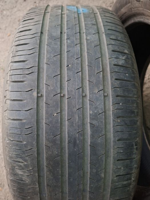 Продам шины 235/55/18 континенталь