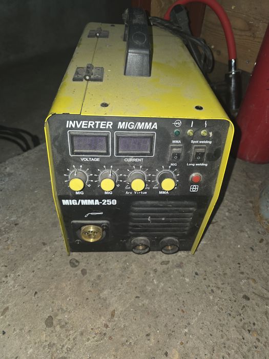 Vând aparat sudura mig mag velt