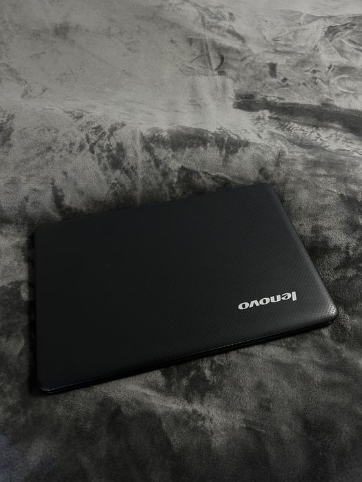 Laptop Lenovo G550 15.6 inch, Procesor Intel Celeron, 4Gb Ram, 128 SSD