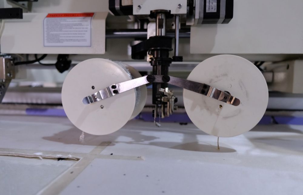 Бродировъчна машина Едноглава 1250 мм. х 550 мм. +  КОРДИНГ ГЛАВА