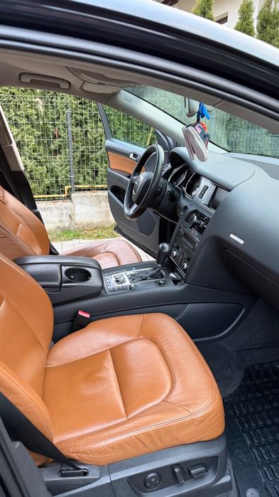 Vand AudiI Q7 7 Locuri