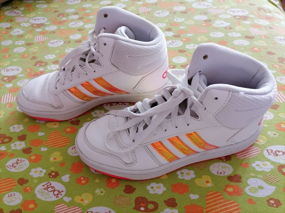 Маратонки Adidas, номер 38.