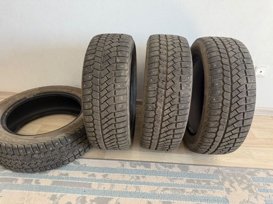 Авто шина 215/55/17