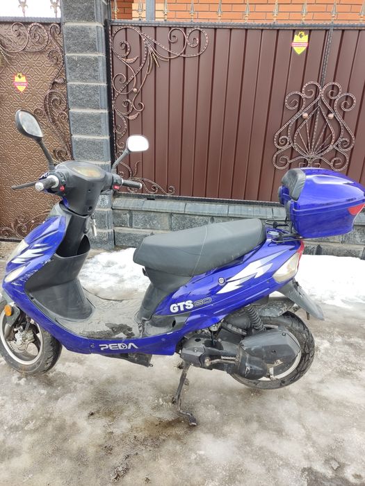 Мопед 2х такный в в хорошем состоянии с документами сигнализации