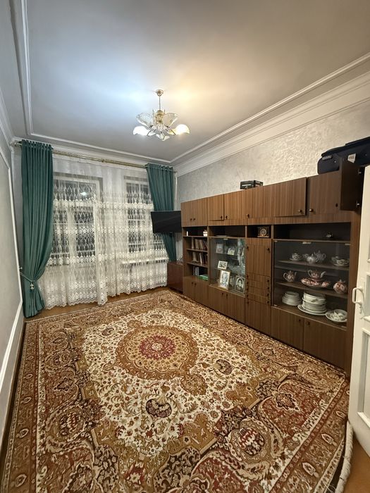 Сдается 2х комнатная квартира в центре города 2-этаж