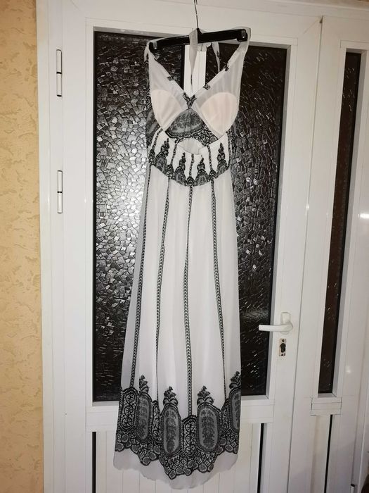 Дълги рокли, различни модели 14 лв.