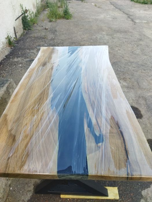 Всех видов столов для дом, дач, кафе, офис