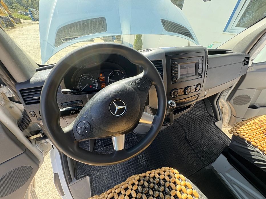 Mercedes Benz Sprinter 313