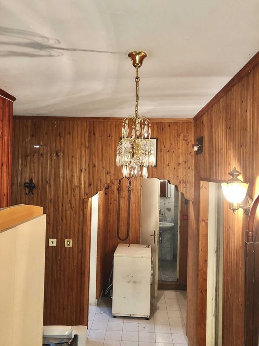 Продавам тристаен апартамент в възраждане - снимка 2