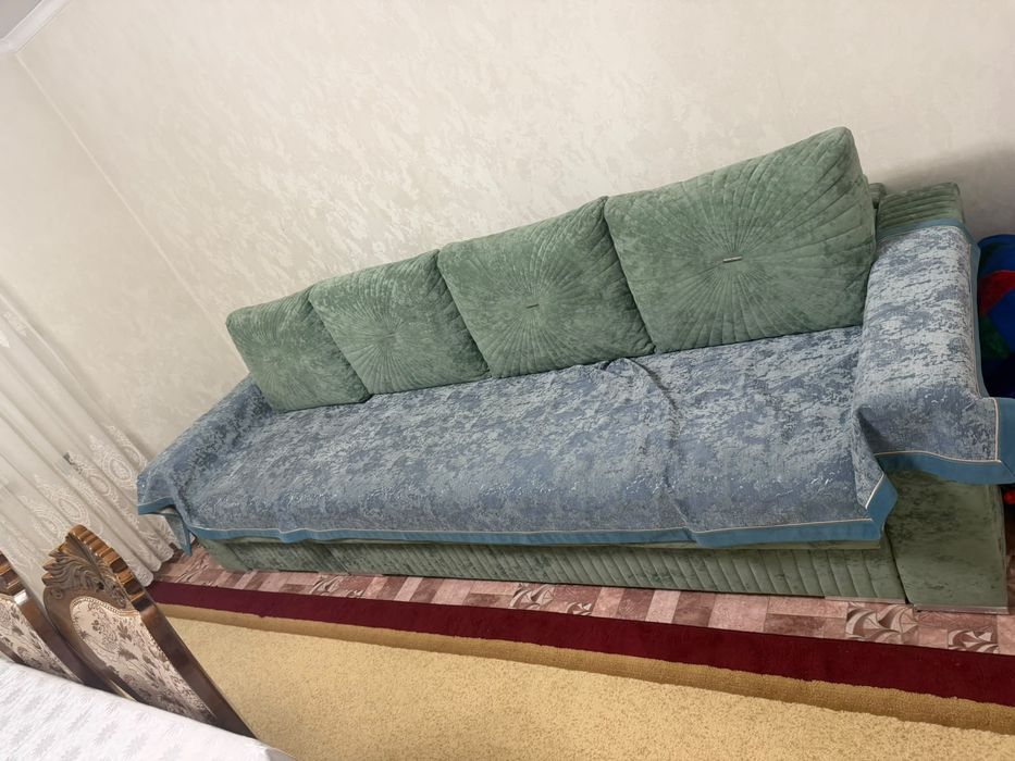Продам Диван Стол стулья