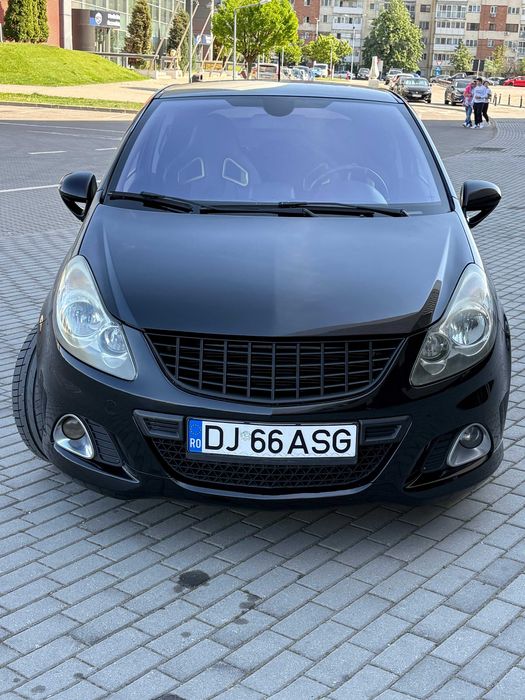 Opel Corsa D OPC 220 cai