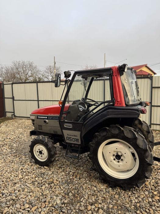Tractor YANMR AF 24