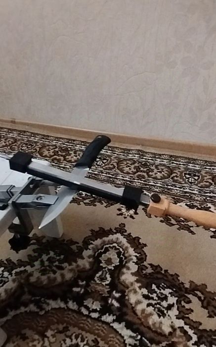 Точилка для ножей