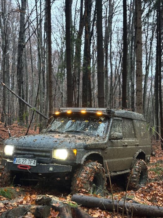 Vând Discovery  200hp