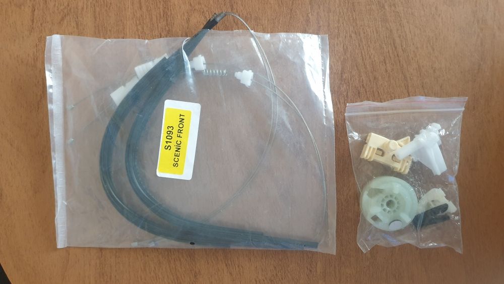 Комплект въжета за предна дясна врата  на ван RENAULT  scenic .