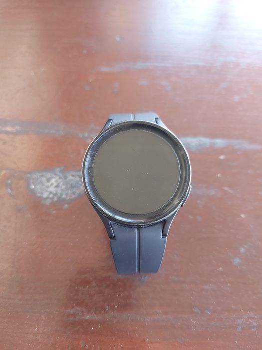 Часовник samsung galaxy watch 5 pro lte