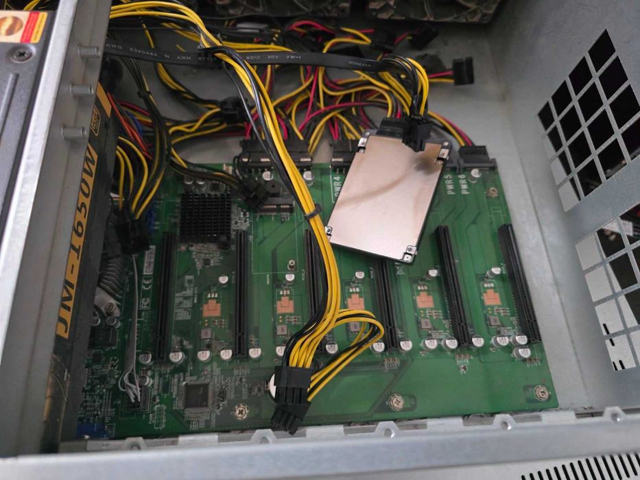 GPU Mining / Server машина – 6× GPU слота, 1650W, SSD, 2×LAN