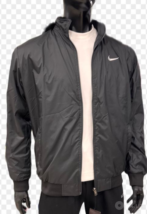 Ветровка мужская L-XL. NIKE.