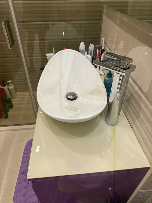 ШКАФ ЗА БАНЯ С МИВКА