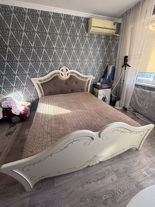 Двухспальный кровать для дома