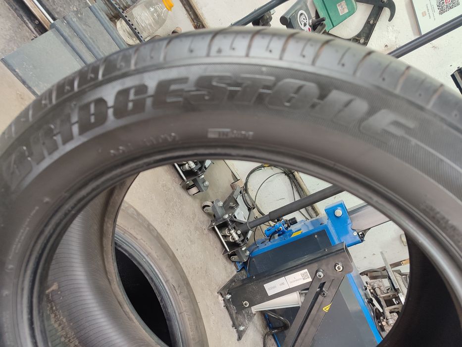 Летняя резина 235/55R20(1шт))