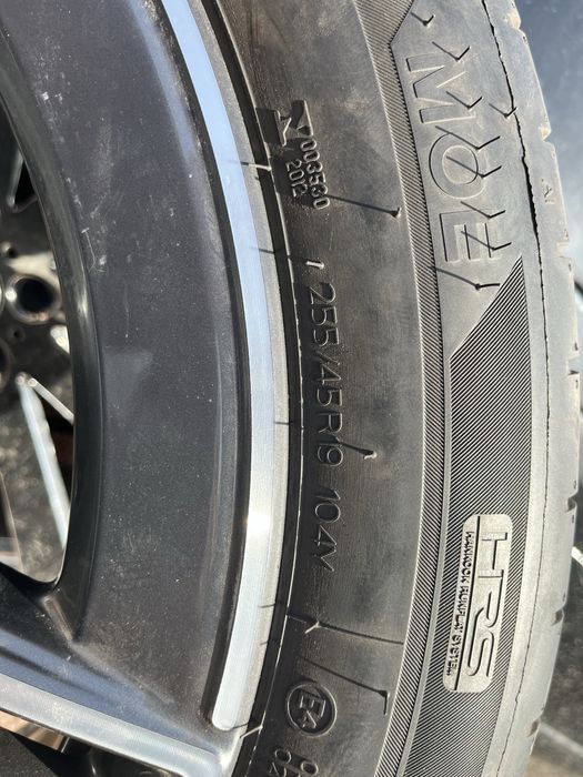 В продаже диски с резиной 255/45/19