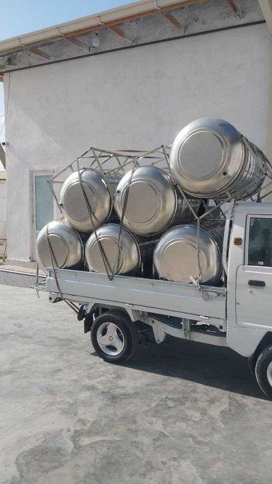 Бак (Ёмкост) для воды из нержавеющей стали марки 304 с подставкой