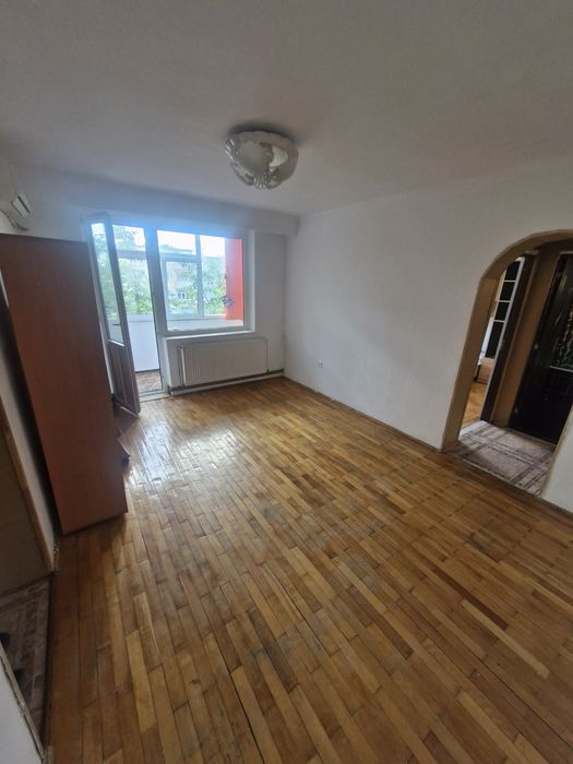Apartament 2 camere Calea Craiovei
