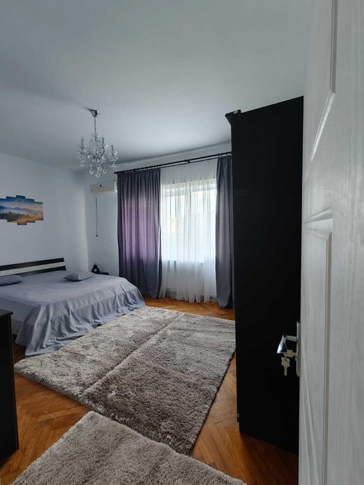 Inchiriez apartament