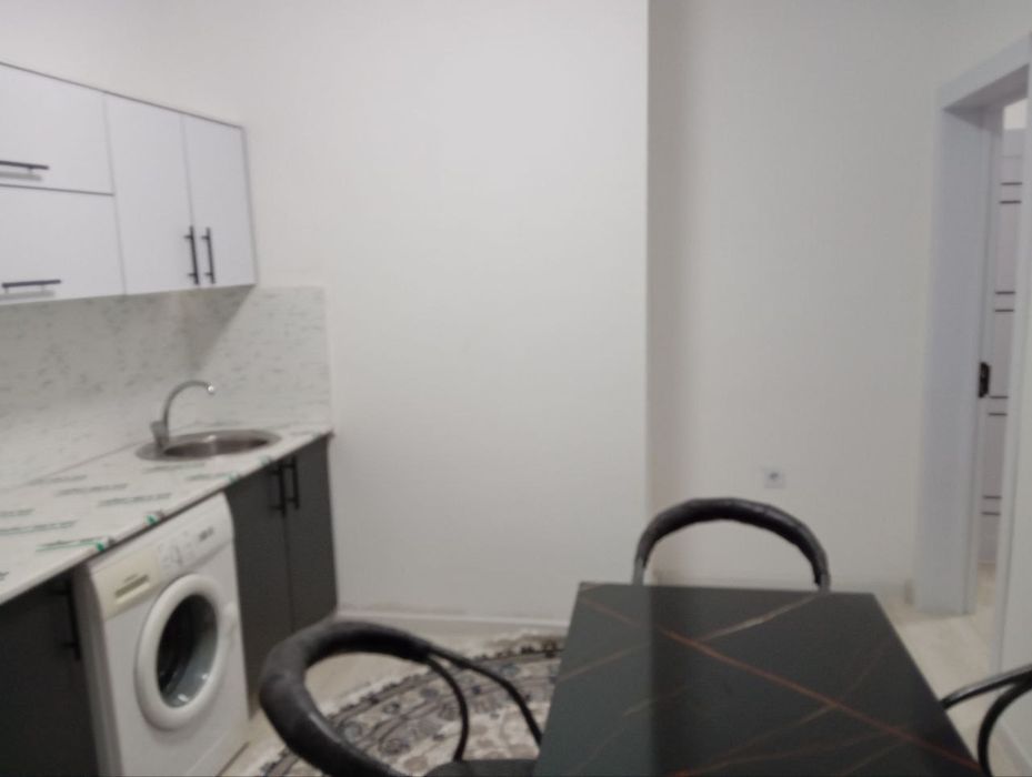 Olmos navostroyka sotiladi Yashnobod rayon. 52m²