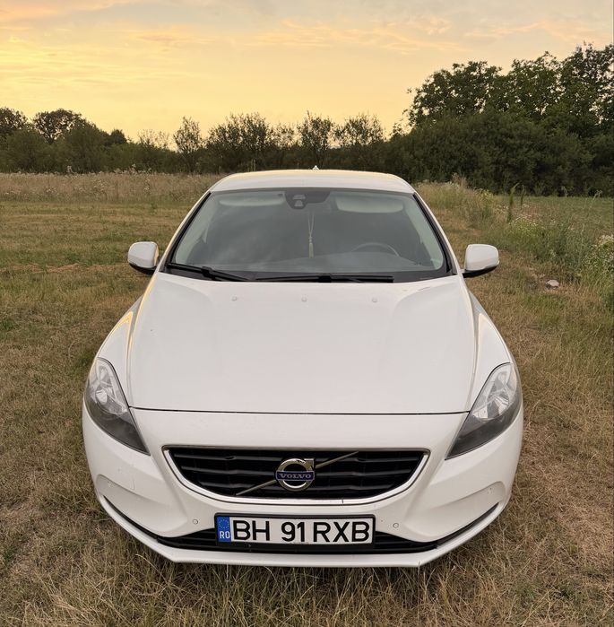 Volvo V40 2.0 d , R-design, 190cp , euro6